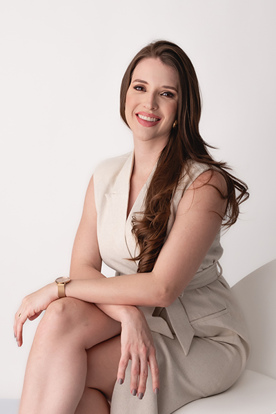 Dra. Juliana Bacellar - Dermatologista em Belém.